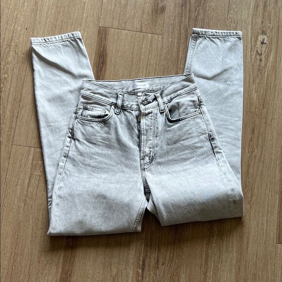 Annie Bing • Brenda Jean Powder Grey - Picture 5 of 7